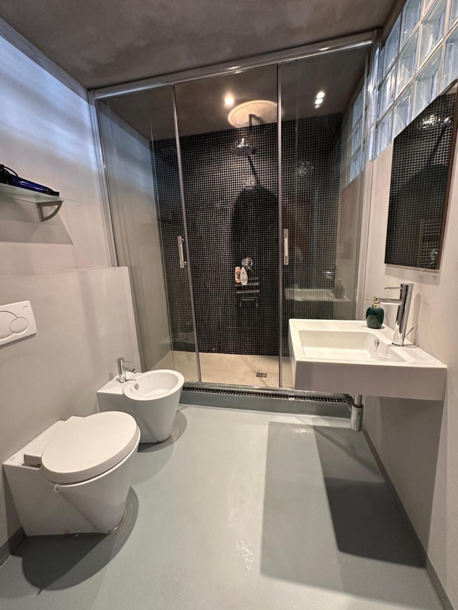 Apartment Spacious Karlin Lofty